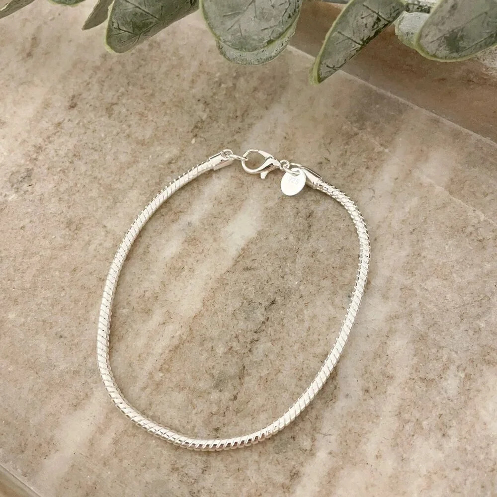 925 Sterling Silver Dainty Snakechain Bracelet Snake Chain Bracelet - Picture 2 of 5